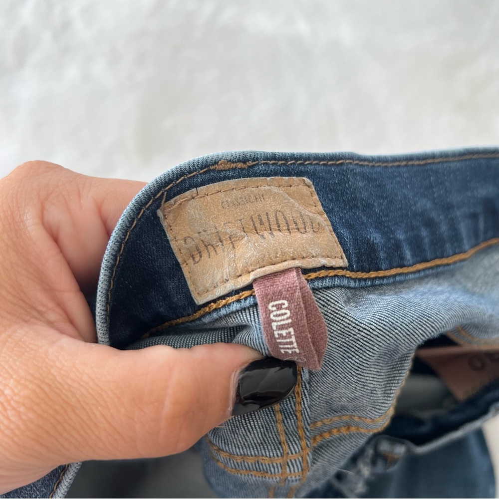 DRIFTWOOD Collete Embroidered Class Fit Jeans - Picture 6 of 14